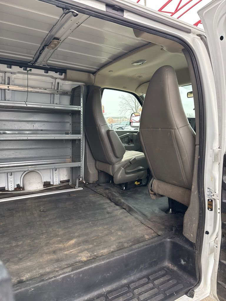 Used 2021 Chevrolet Express 2500 w/ Driver Convenience Package image 21