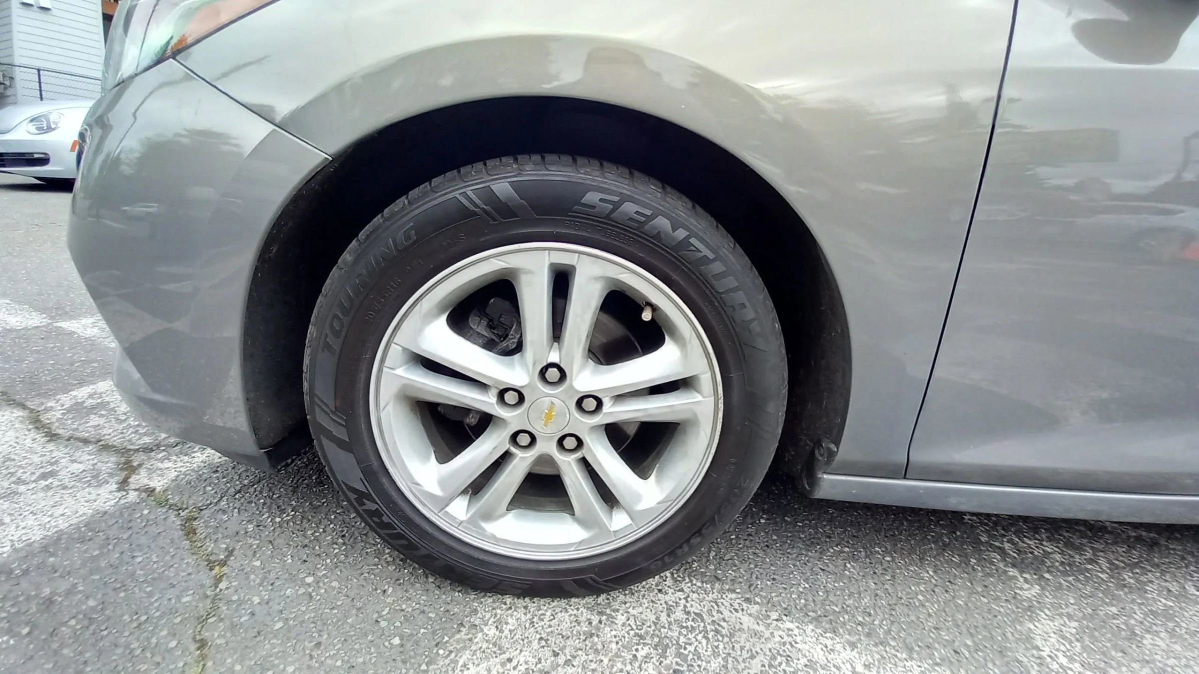 Used 2018 Chevrolet Cruze LT image 7