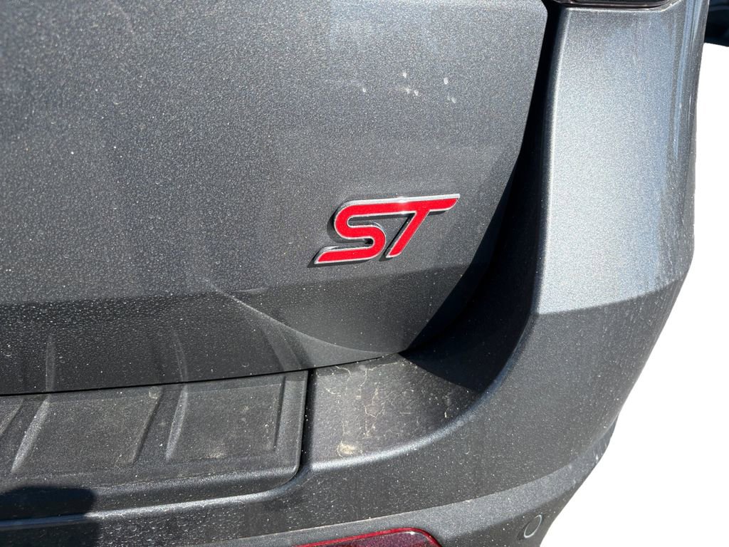 Used 2025 Ford Explorer ST AWD/4WD image 18