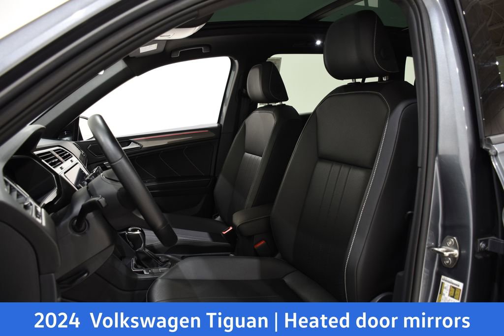 Used 2024 Volkswagen Tiguan SE R-Line image 22
