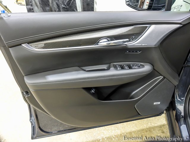 Certified 2023 Cadillac XT6 Sport w/ LPO, Floor Liner Package image 20