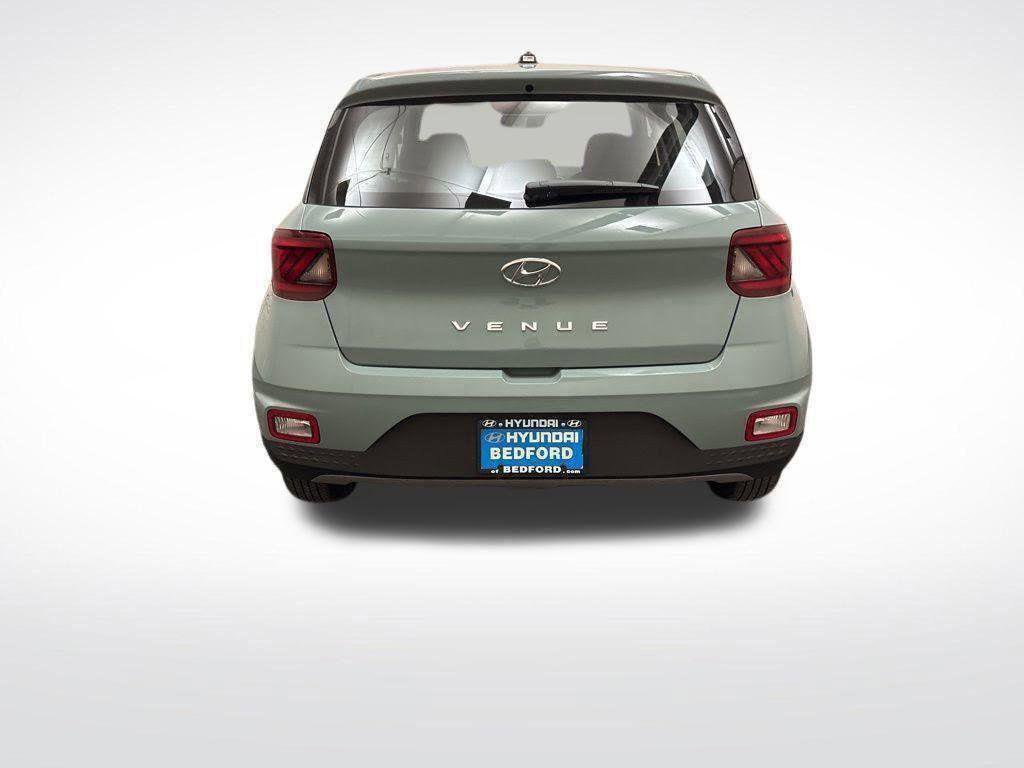 New 2026 Hyundai Venue SE FWD image 6