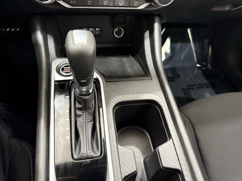 Used 2023 Nissan Sentra SV image 35