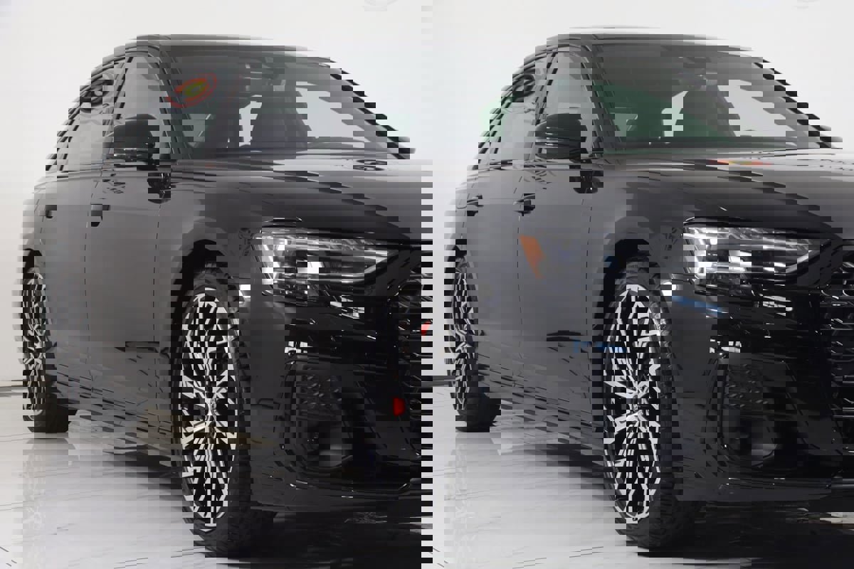 Used 2025 Audi S8 image 76