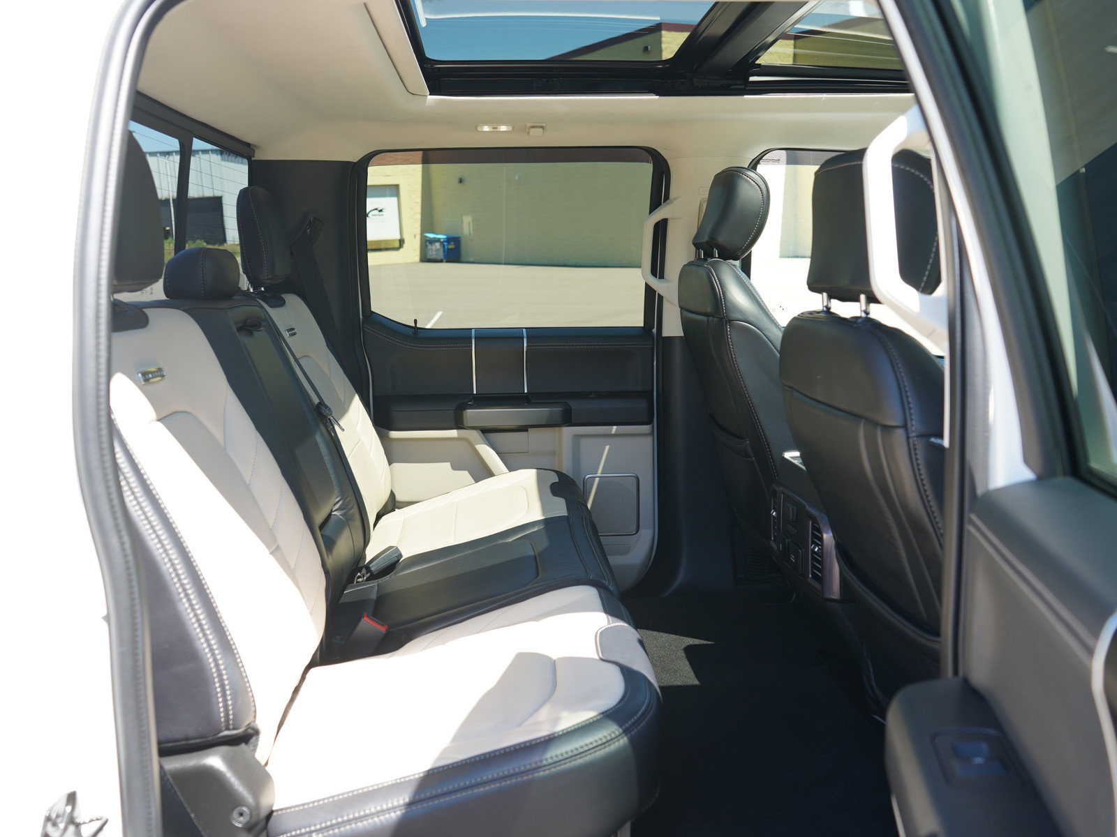 Used 2020 Ford F350 Limited AWD/4WD image 12