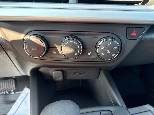 New 2026 Chevrolet Trax RS w/ Sunroof Package FWD image 28