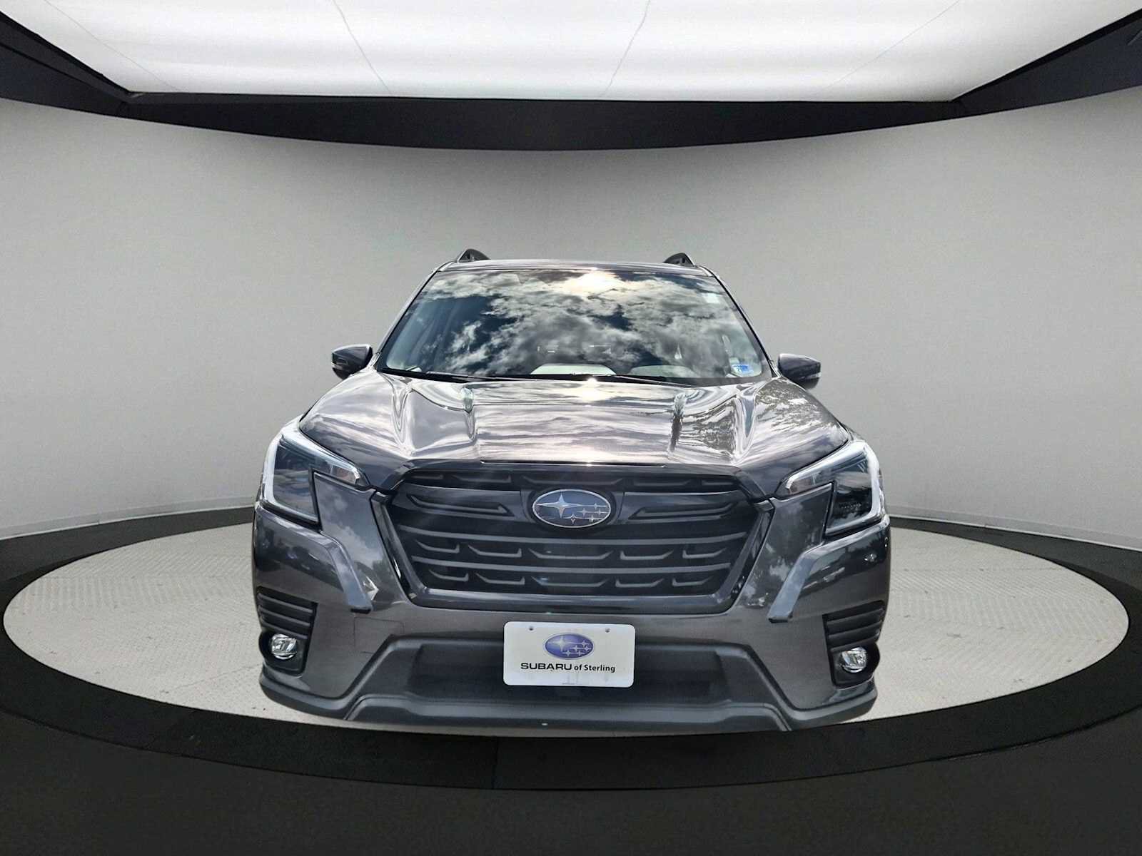 Certified 2024 Subaru Forester Limited AWD/4WD image 3
