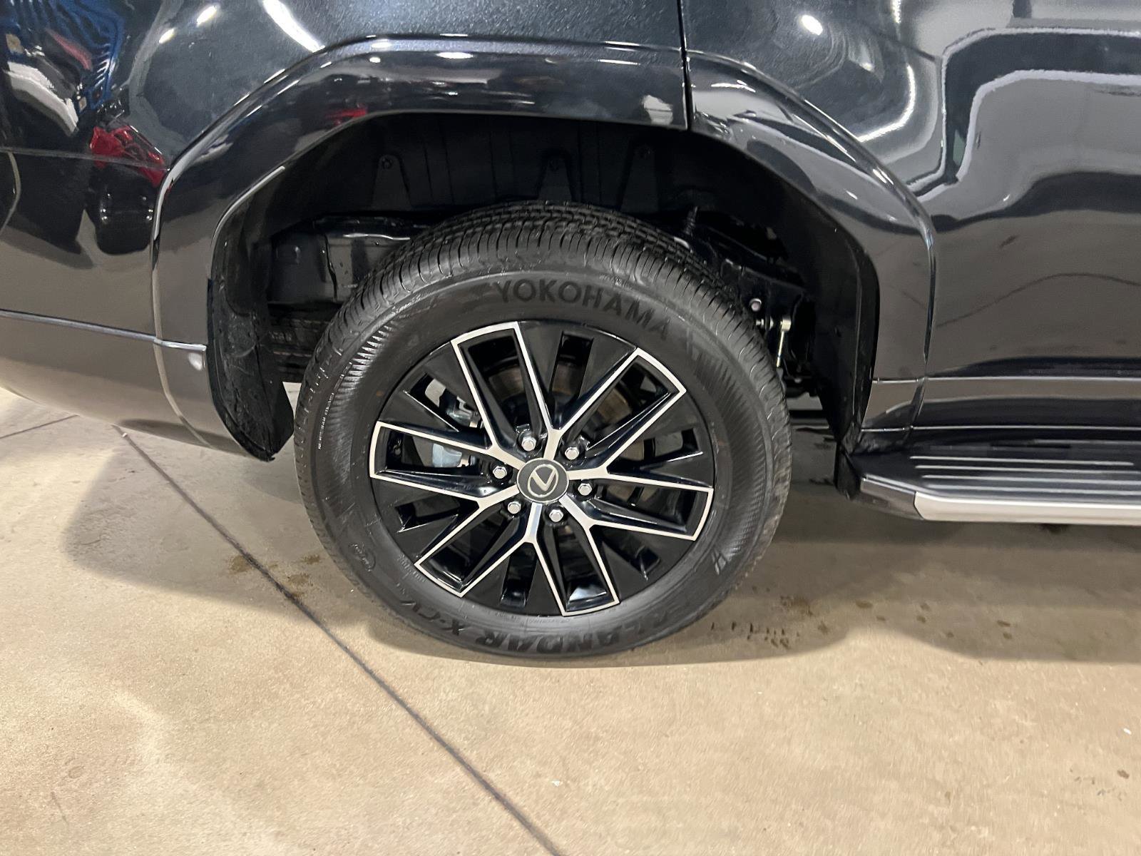 Used 2026 Lexus GX 550 w/ Accessory Package (2T) AWD/4WD image 43