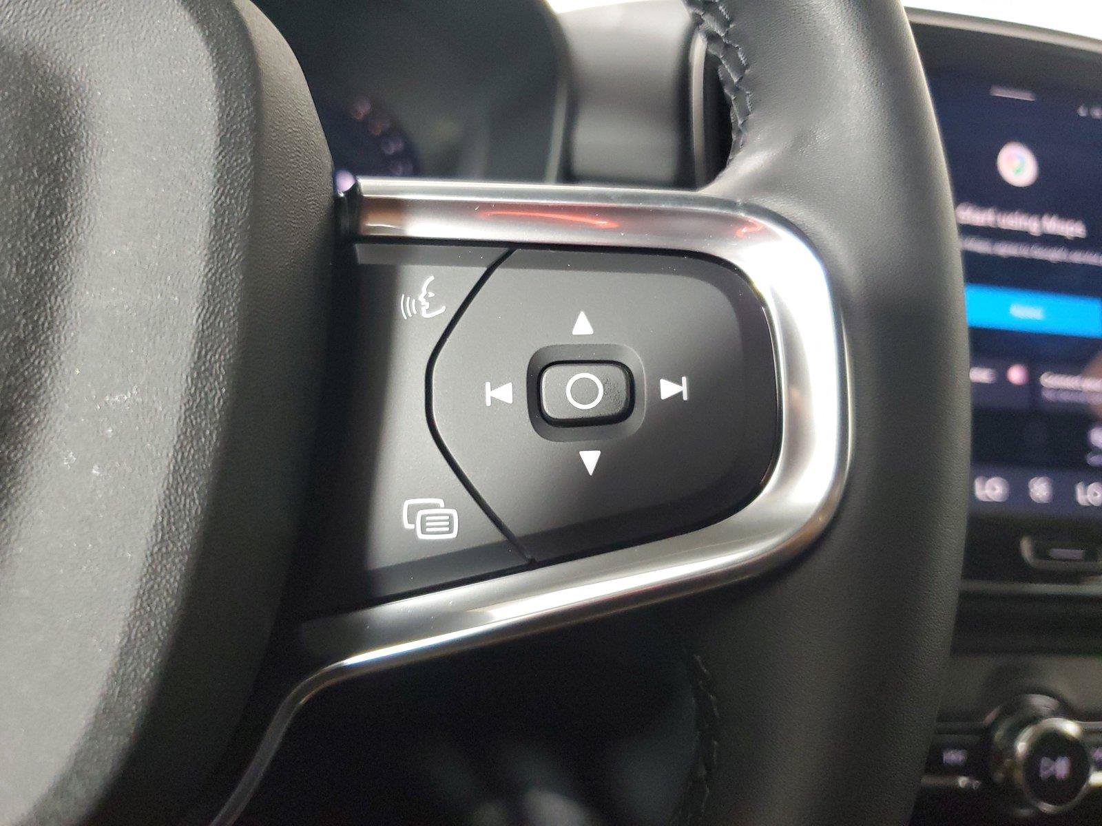 New 2026 Volvo XC40 B4 Core w/ Protection Package Premier FWD image 26