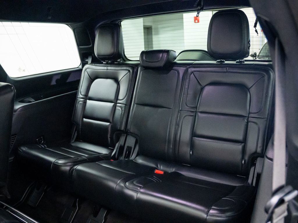 Used 2019 Lincoln Navigator Reserve AWD/4WD image 19