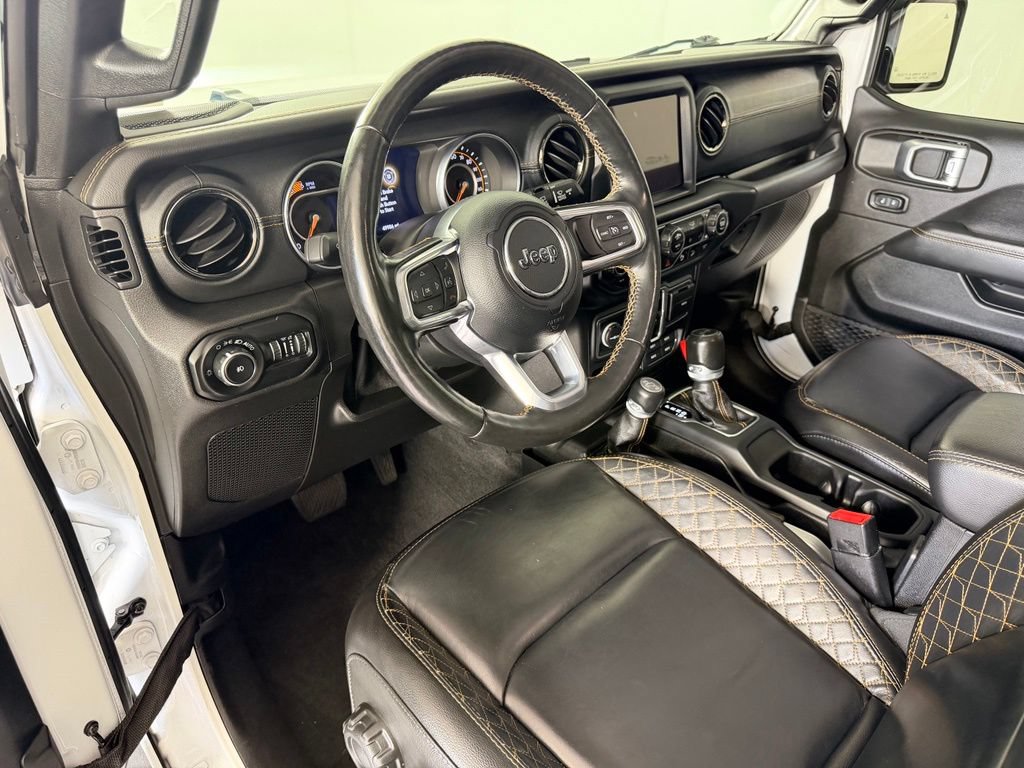 Used 2020 Jeep Wrangler Unlimited Sahara AWD/4WD image 33