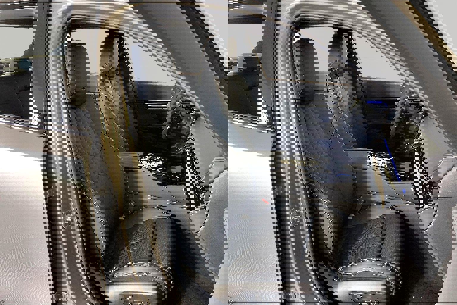 New 2026 BMW 530i xDrive w/ M Sport Package image 14