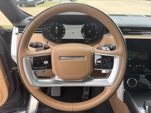 Used 2023 Land Rover Range Rover Long Wheelbase SE AWD/4WD image 13