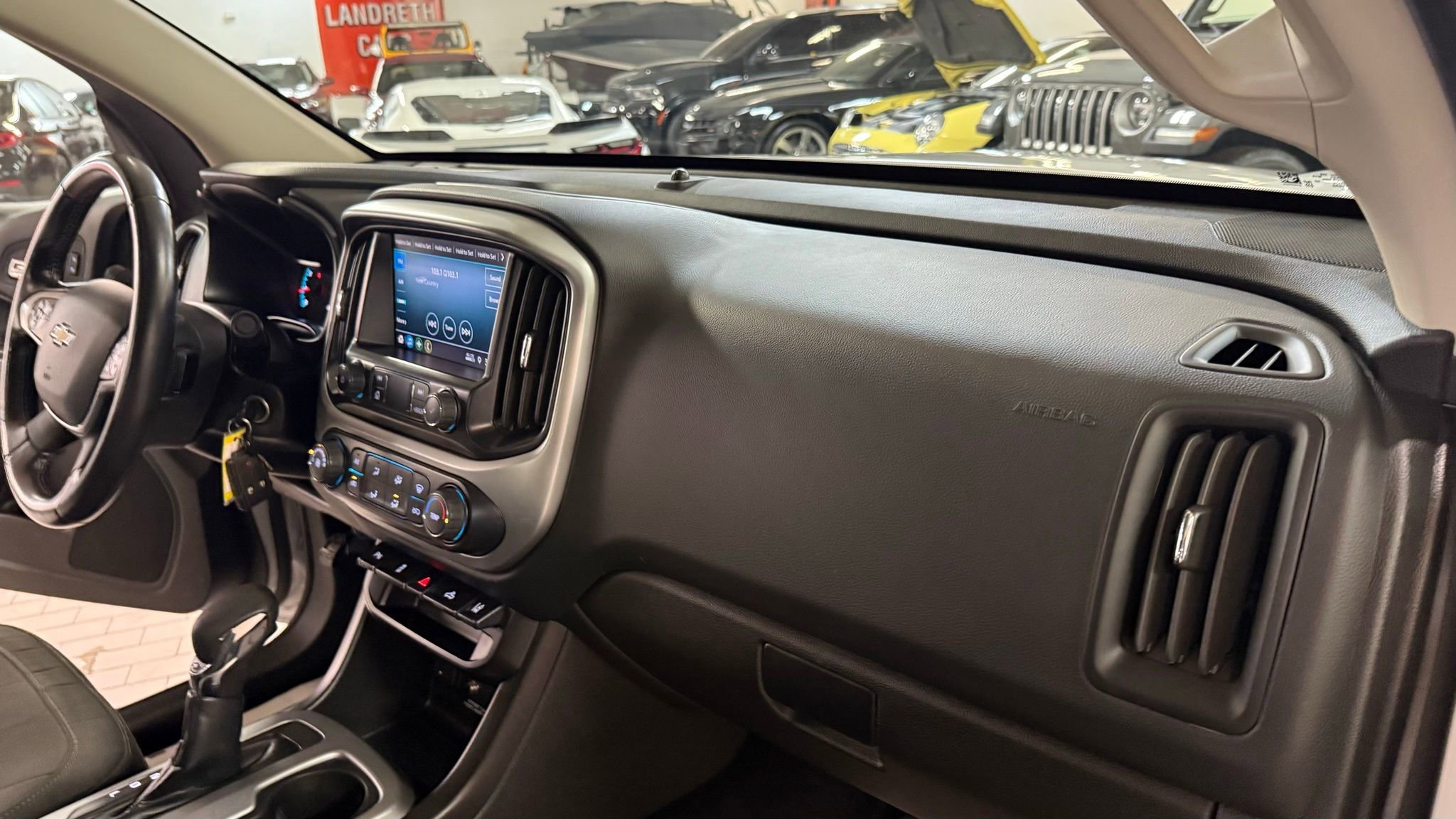 Used 2022 Chevrolet Colorado LT w/ Fleet Safety Package image 21