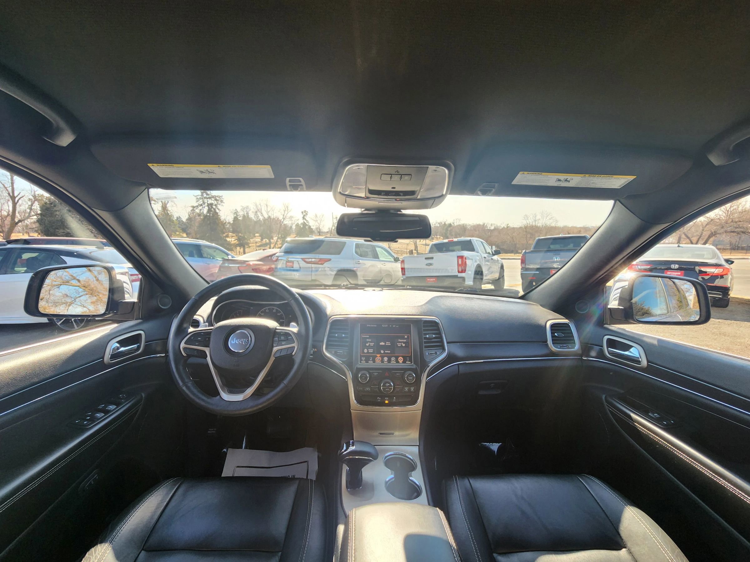 Used 2014 Jeep Grand Cherokee Limited w/ Trailer Tow Group IV AWD/4WD image 9