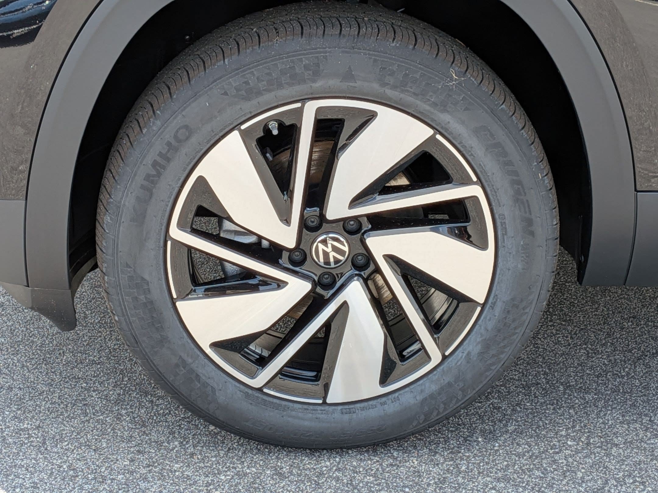 New 2026 Volkswagen Atlas SE FWD image 10
