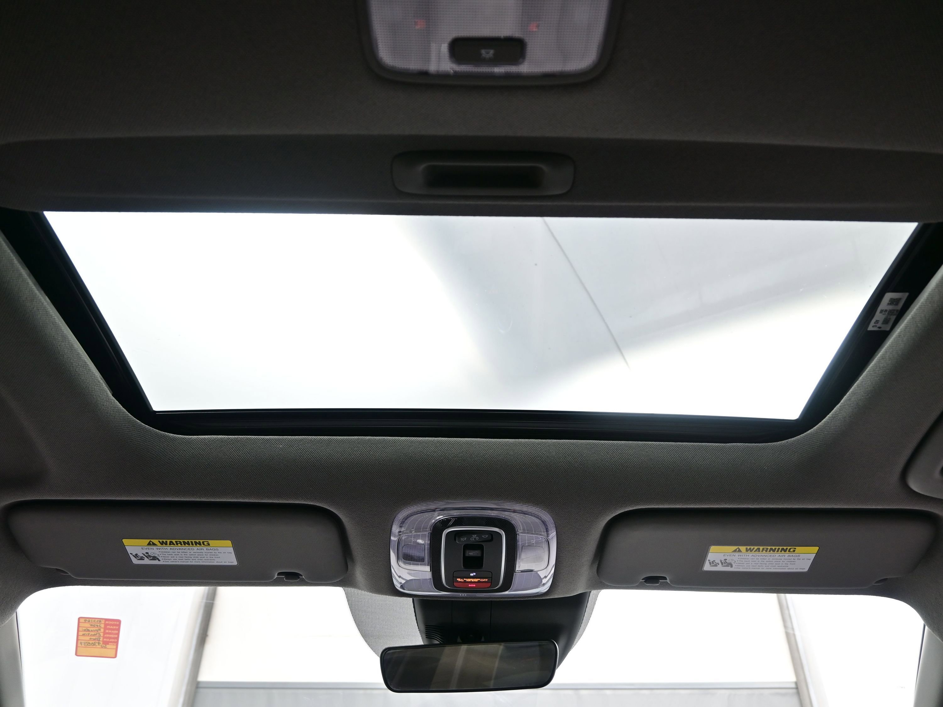 Certified 2025 Hyundai Elantra SEL image 17