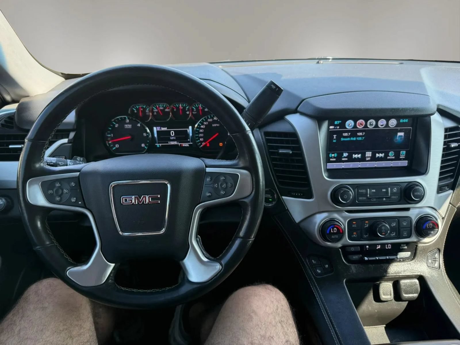 Used 2019 GMC Yukon SLT w/ Open Road Package RWD image 31