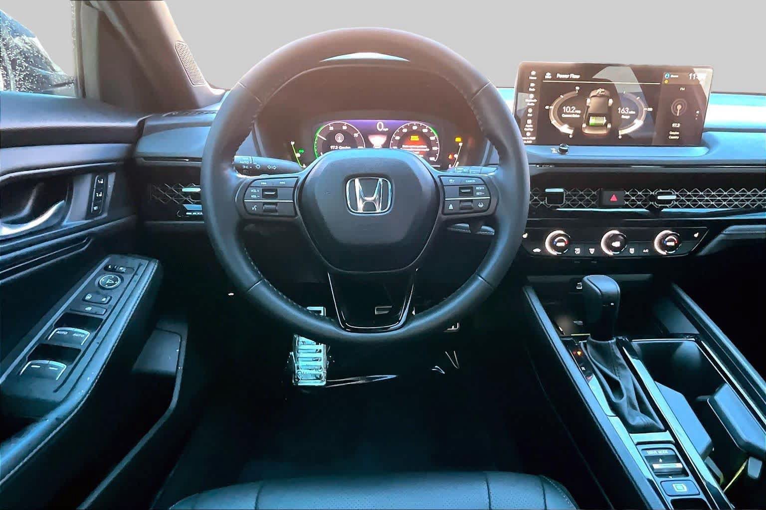 Used 2025 Honda Accord Sport image 5