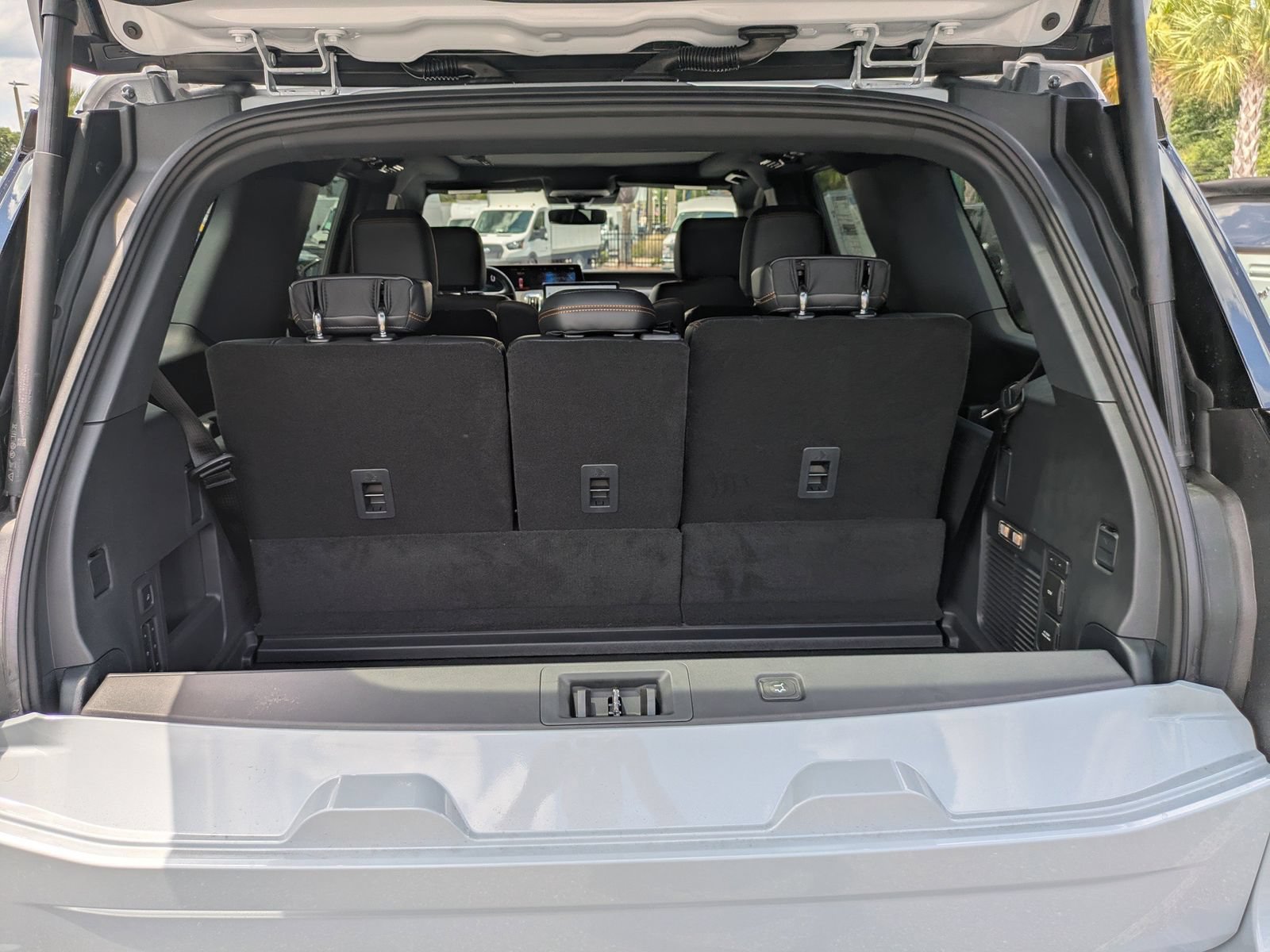 New 2025 Ford Expedition Tremor AWD/4WD image 12