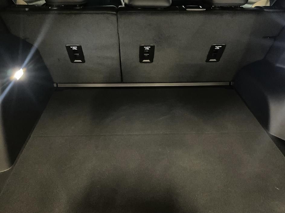 Used 2026 Chevrolet Equinox ACTIV w/ Convenience Package III image 15