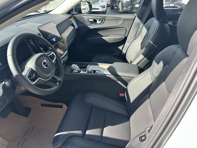 New 2026 Volvo XC60 B5 Ultra w/ Protection Package Premier image 2
