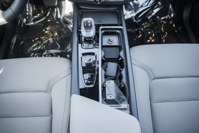 New 2027 Volvo XC60 B5 Plus AWD/4WD image 28