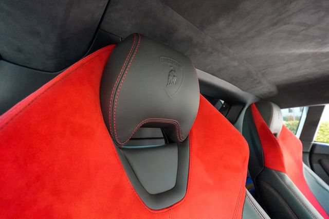 Used 2015 Lamborghini Huracan LP 610-4 AWD/4WD image 83