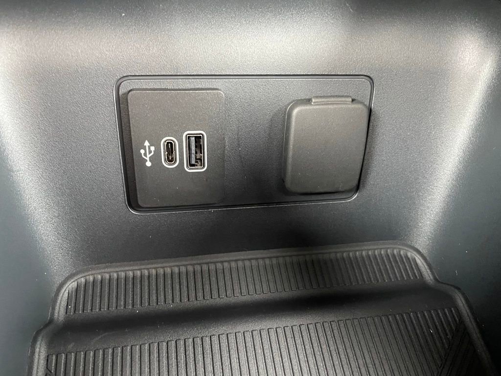 New 2026 Ford Explorer Active w/ Active Comfort Package image 12