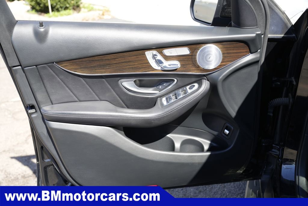 Used 2018 Mercedes-Benz GLC 300 4MATIC Coupe image 22