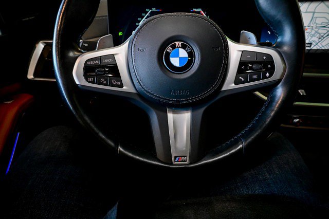 Used 2023 BMW X7 xDrive40i w/ Executive Package image 35