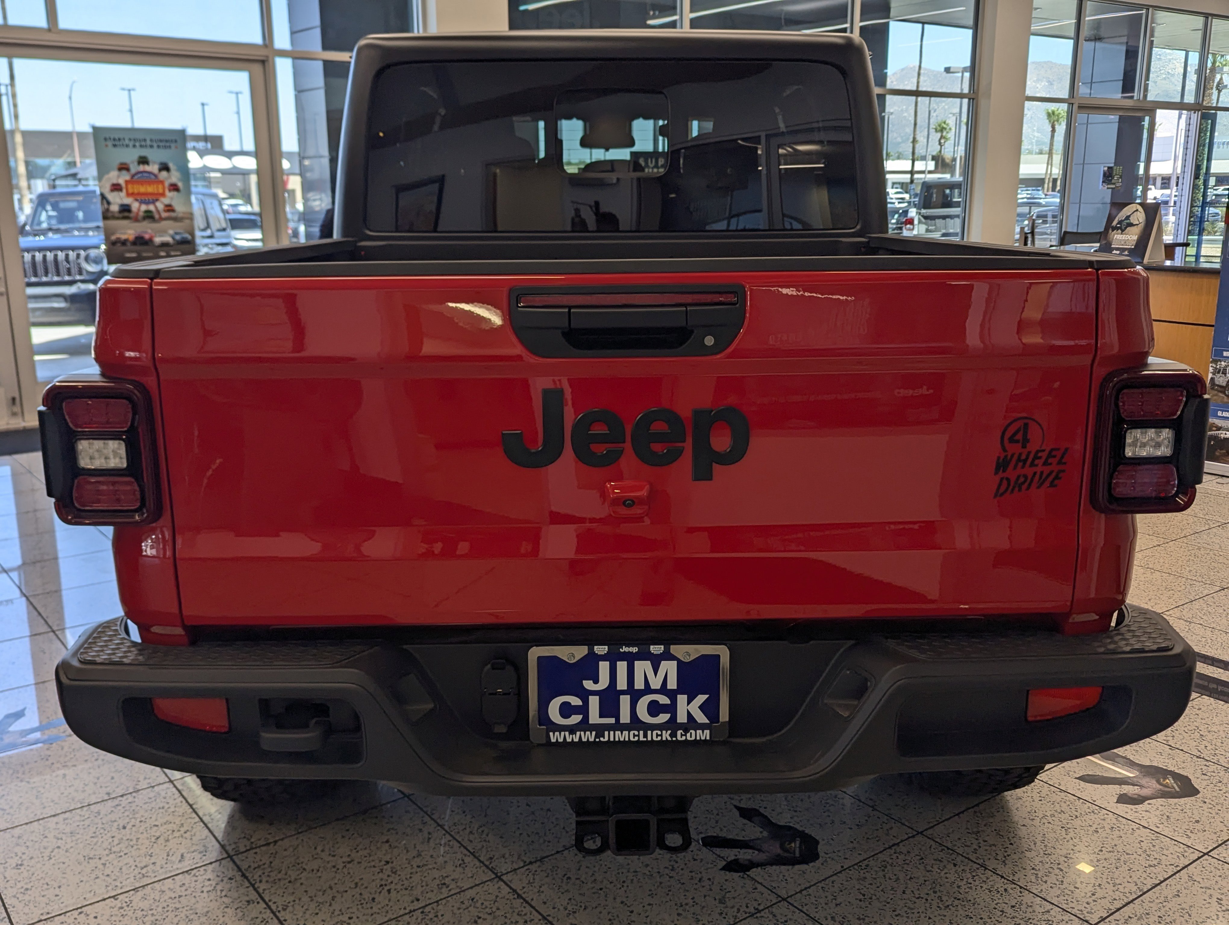 New 2025 Jeep Gladiator Willys image 3