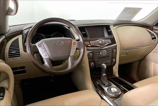 Used 2017 INFINITI QX80 2WD w/ Driver Assistance Package image 4