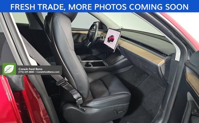 Used 2024 Tesla Model Y Performance AWD/4WD image 9