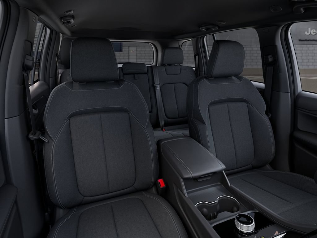 New 2026 Jeep Grand Cherokee Laredo X AWD/4WD image 17