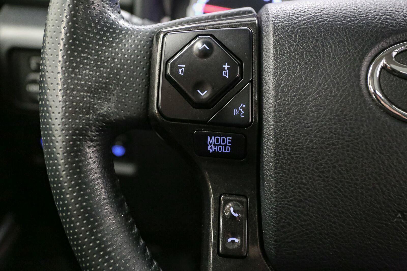Certified 2023 Toyota 4Runner TRD Off-Road Premium w/ Off Road Premium Plus Package AWD/4WD image 34