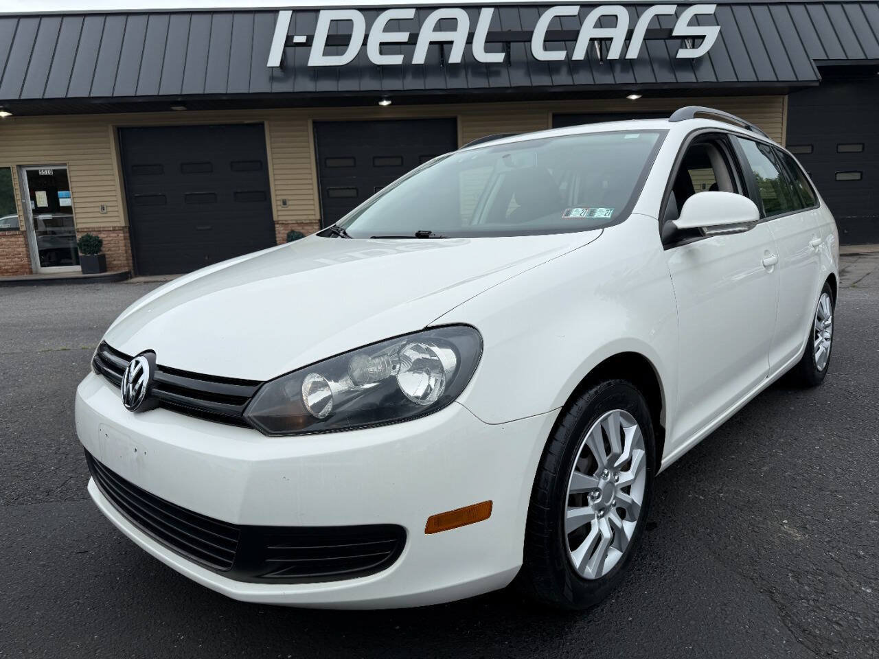 Used 2011 Volkswagen Jetta S FWD image 1