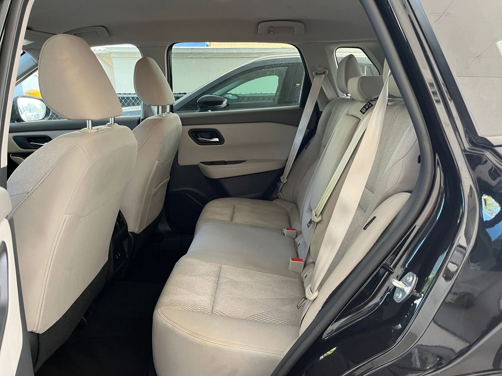Used 2025 Nissan Rogue SV AWD/4WD image 27