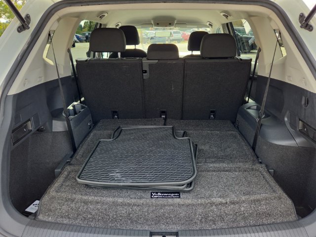 Used 2021 Volkswagen Tiguan S FWD image 16