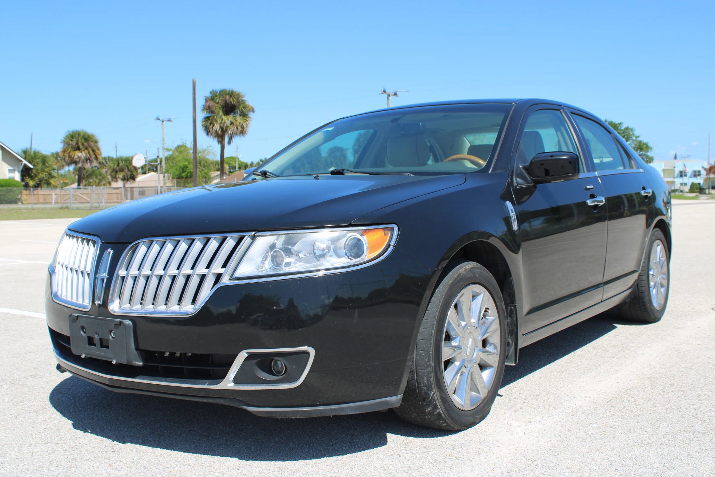 Used 2012 Lincoln MKZ AWD image 1