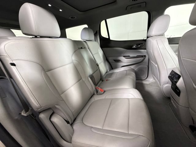 Used 2022 GMC Acadia SLT AWD/4WD image 36