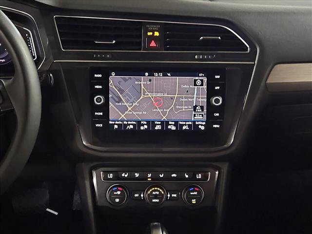 Used 2020 Volkswagen Tiguan SEL w/ Tiguan Three-Row MDO Package FWD image 15