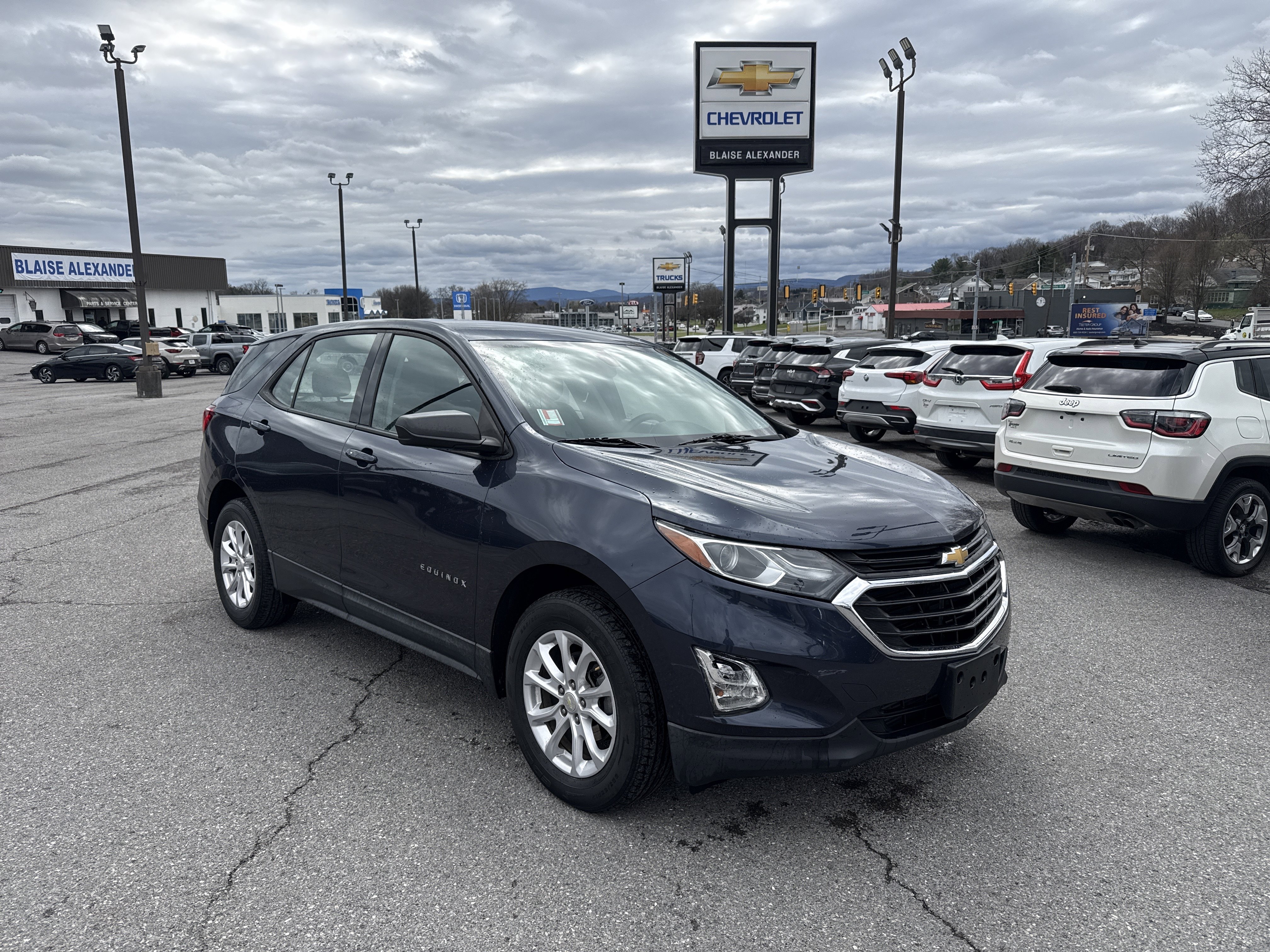 Used 2018 Chevrolet Equinox LS w/ LPO, Cargo Package image 1