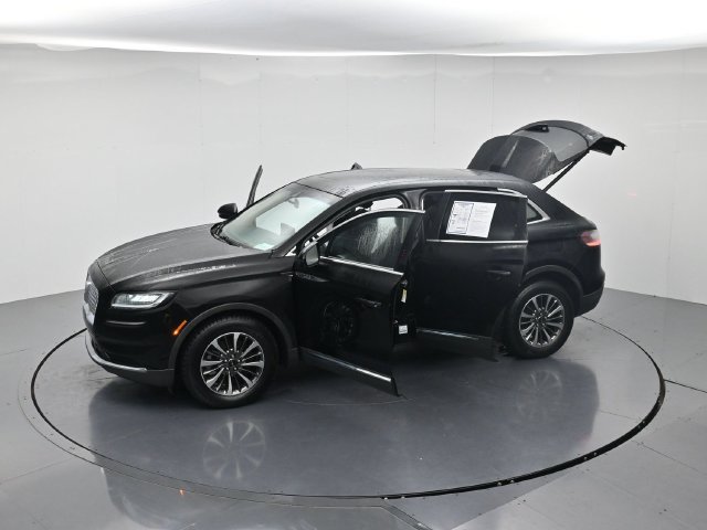 Used 2023 Lincoln Nautilus Reserve FWD image 43