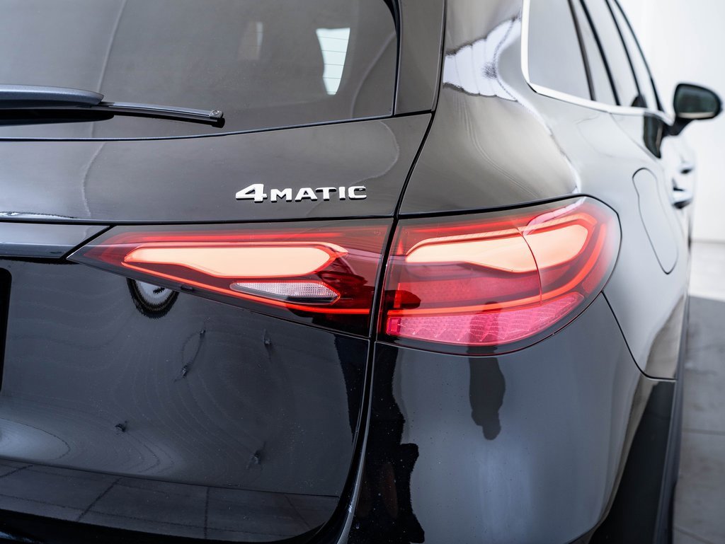 New 2026 Mercedes-Benz GLC 300 4MATIC image 9