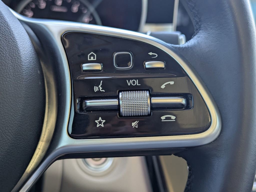 Used 2022 Mercedes-Benz GLC 300 w/ Premium Package Lite image 19