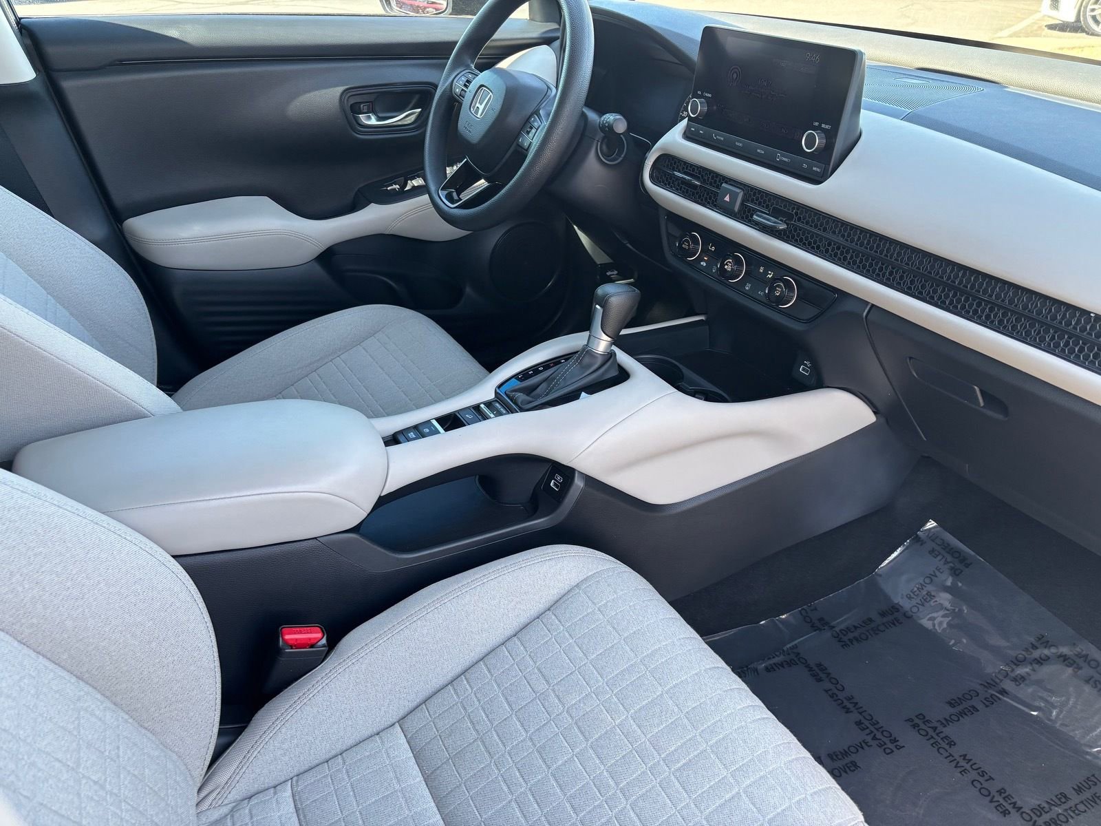 Used 2023 Honda HR-V LX image 13