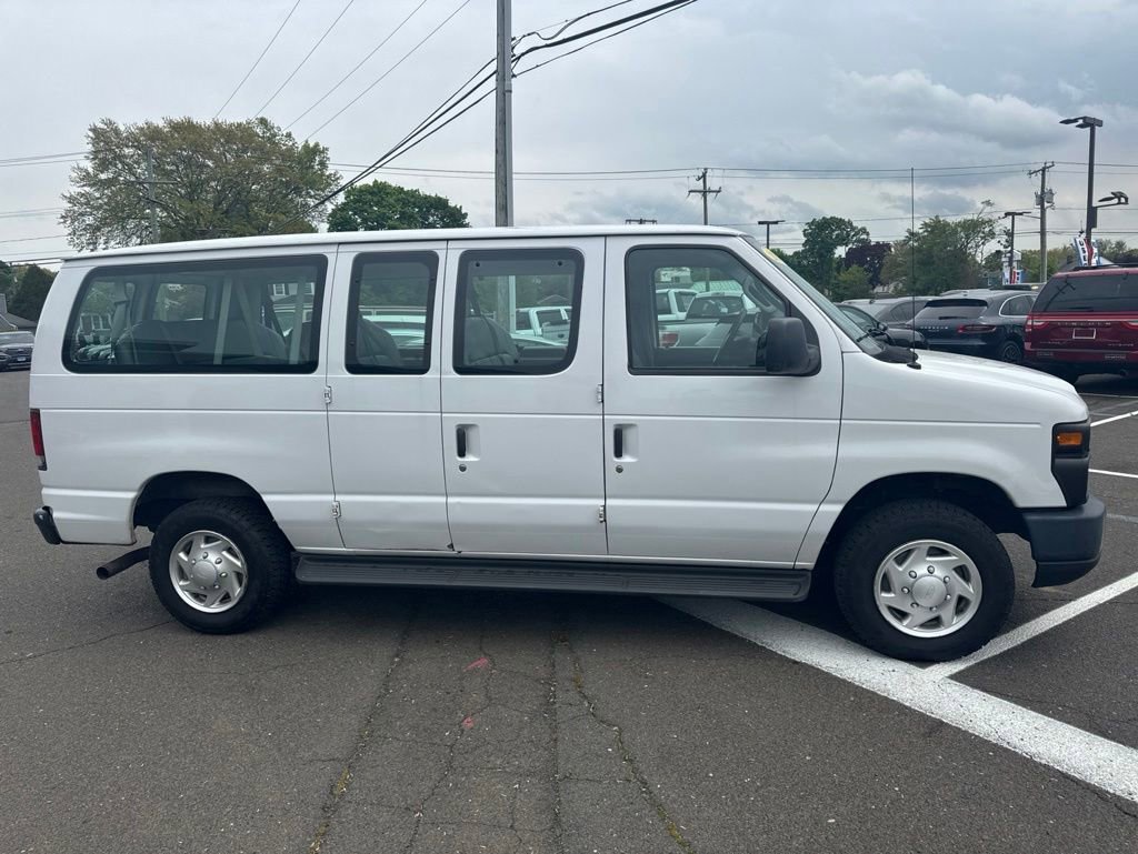 Used 2014 Ford E-350 and Econoline 350 XL w/ Power Windows & Locks Group RWD image 10