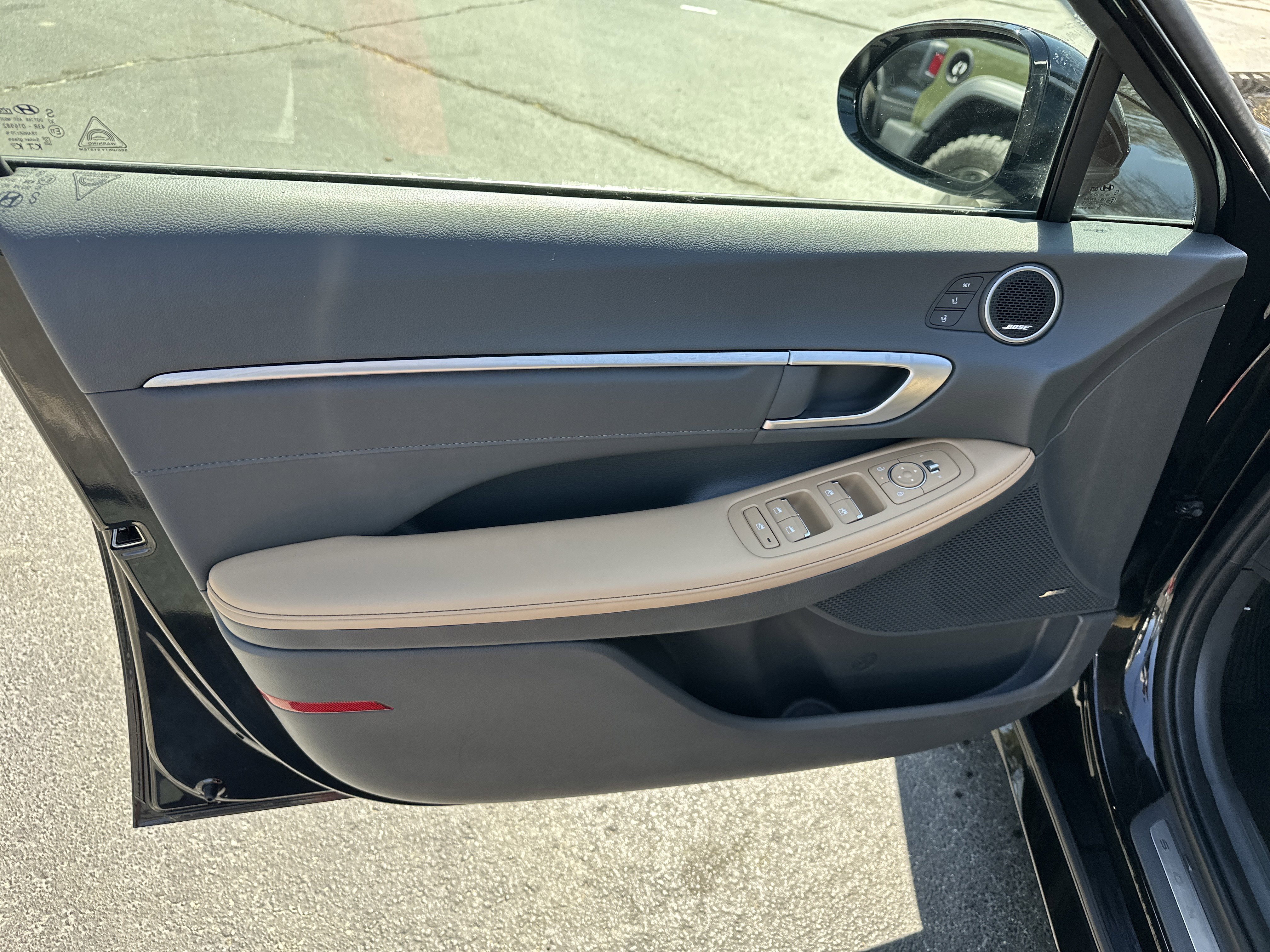 Used 2024 Hyundai Sonata Limited image 12