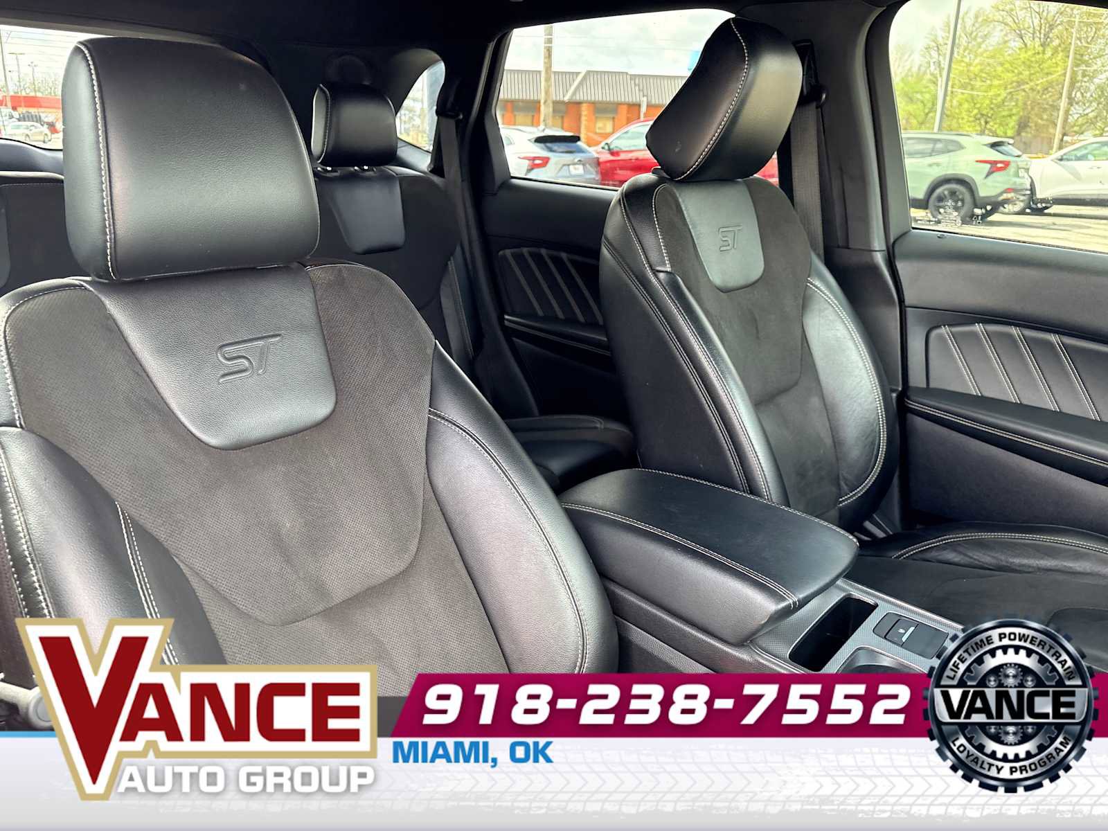 Used 2021 Ford Edge ST image 20